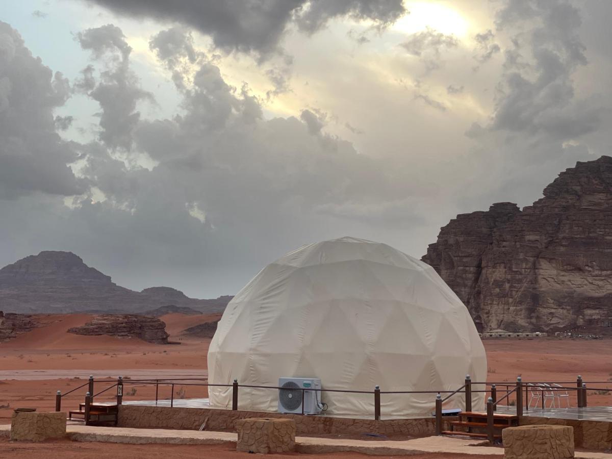 Rum Crystal Luxury Camp Wadi Rum Exteriör bild